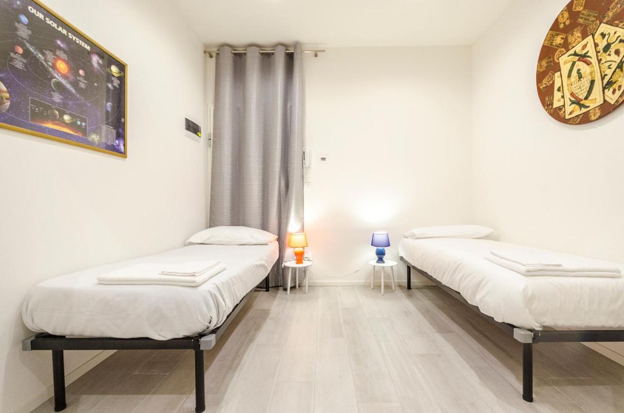 Dimora Santo Stefano: Ampia, Con Giardino Privato Apartment Bologna Exterior photo